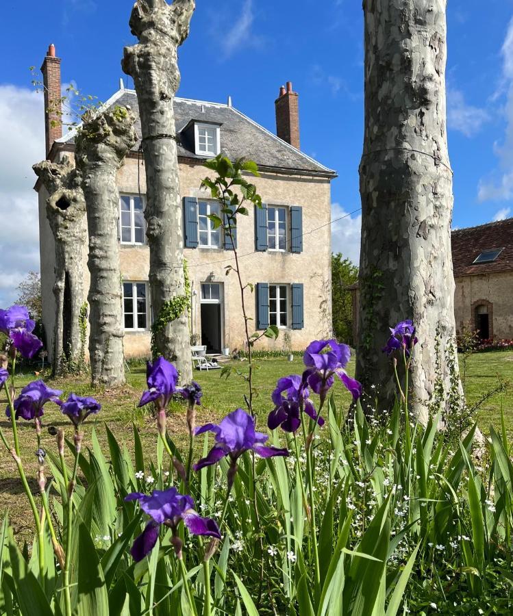Le Brasseur Logements Saint-Caprais  Buitenkant foto